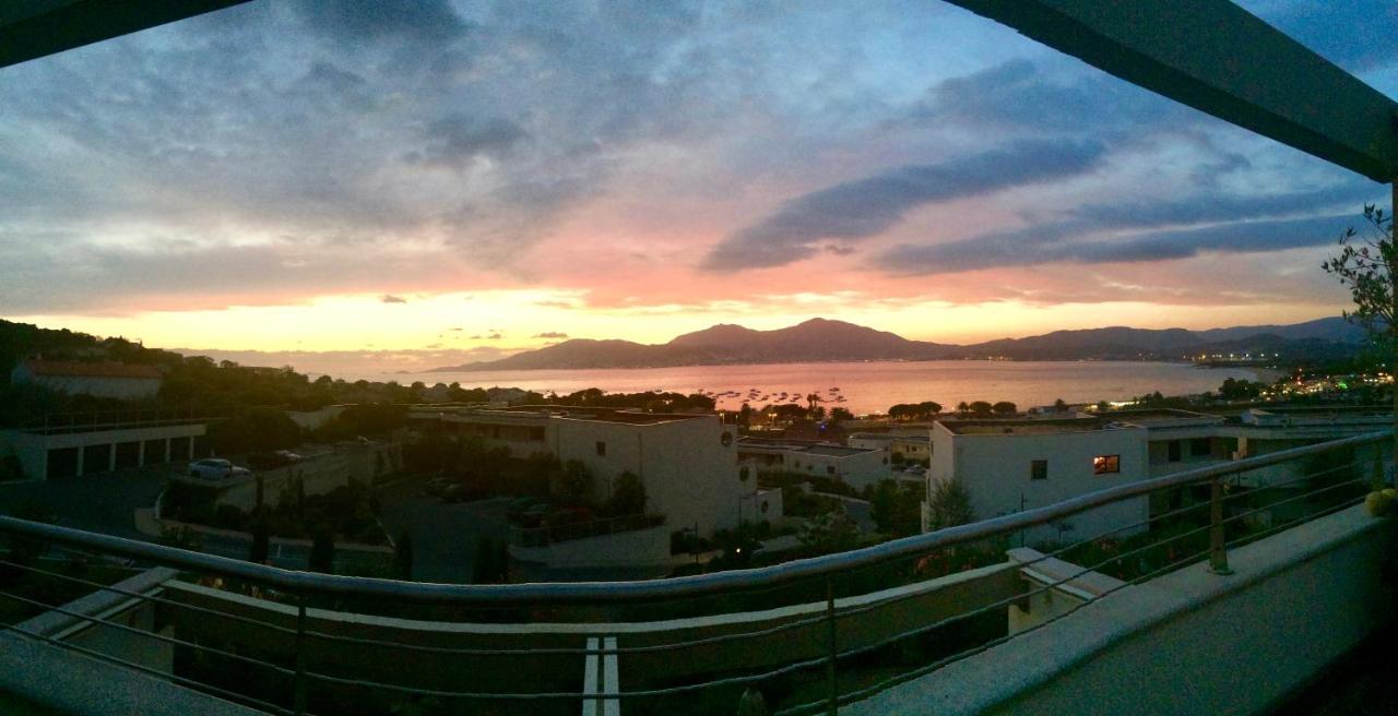 Vue Magnifique Sur Baie Ajaccio Apartment Porticcio  Luaran gambar